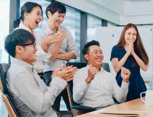 在2468BET学习、、成长茁壮