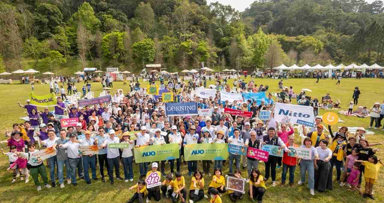 2468BET致力永续平衡发展，，，第14年入选DJSI世界指数成分股（DJSI World），，在全球顶尖电子设备仪器组件产业展现卓越的永续竞争力，，，，获国际指数肯定